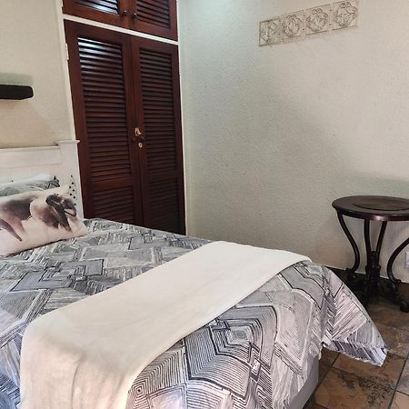 Goodnight Guest Lodge Johannesburg Eksteriør billede